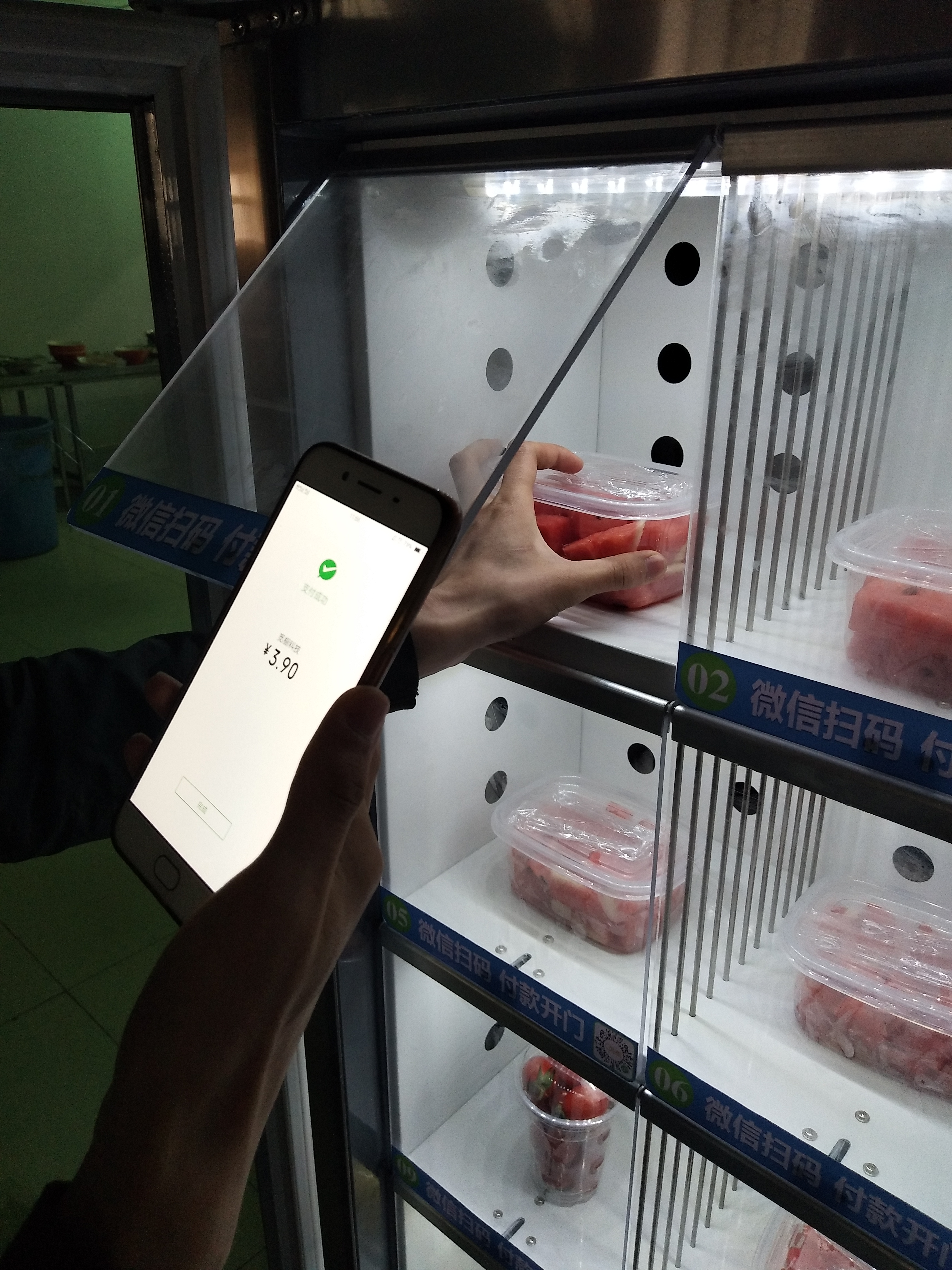 AI視覺識別售貨機介紹，帶你認識覓櫥視覺識別售貨機